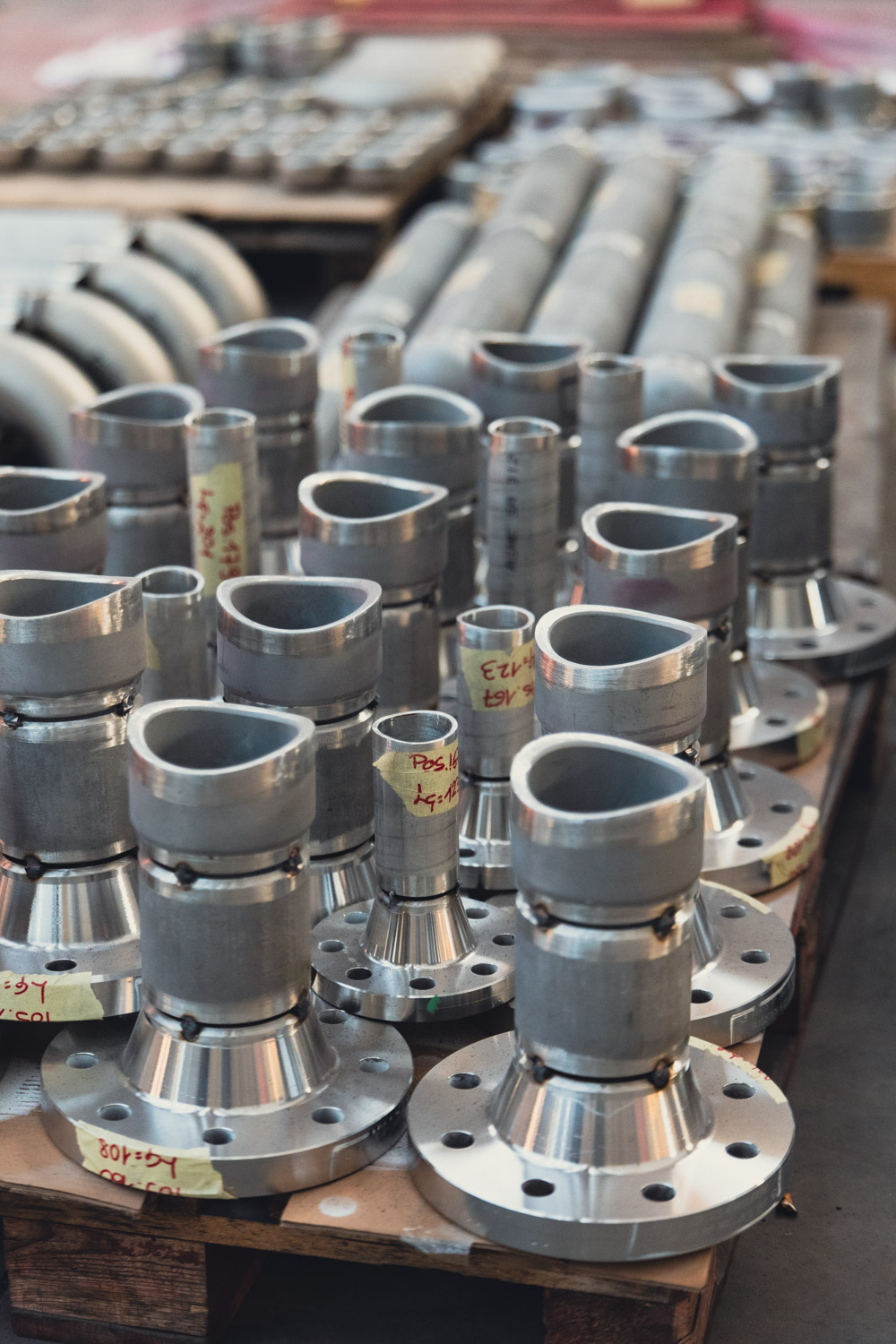 Flange e raccordi prefabbricati in officina